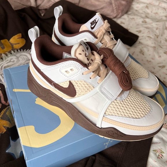 Nike Zoom Field Jaxx Travis Scott light chocolate limited drop - Picture 3 of 6